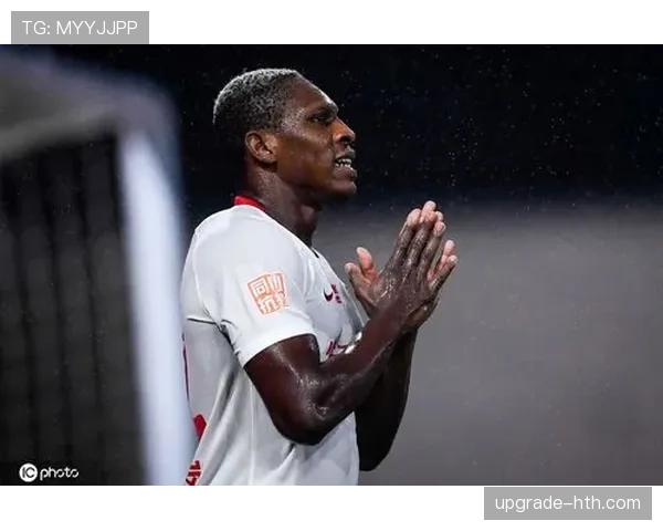 马里队防守稳健展现强劲实力 晋级热门引发关注 马里队防守稳健展现强劲实力 晋级热门引发关注