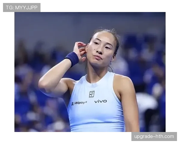 郑钦文吃饭从不点外卖？看她训练后那一桌，普通人想都别想！